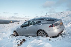 Het wintert in Tesla-land